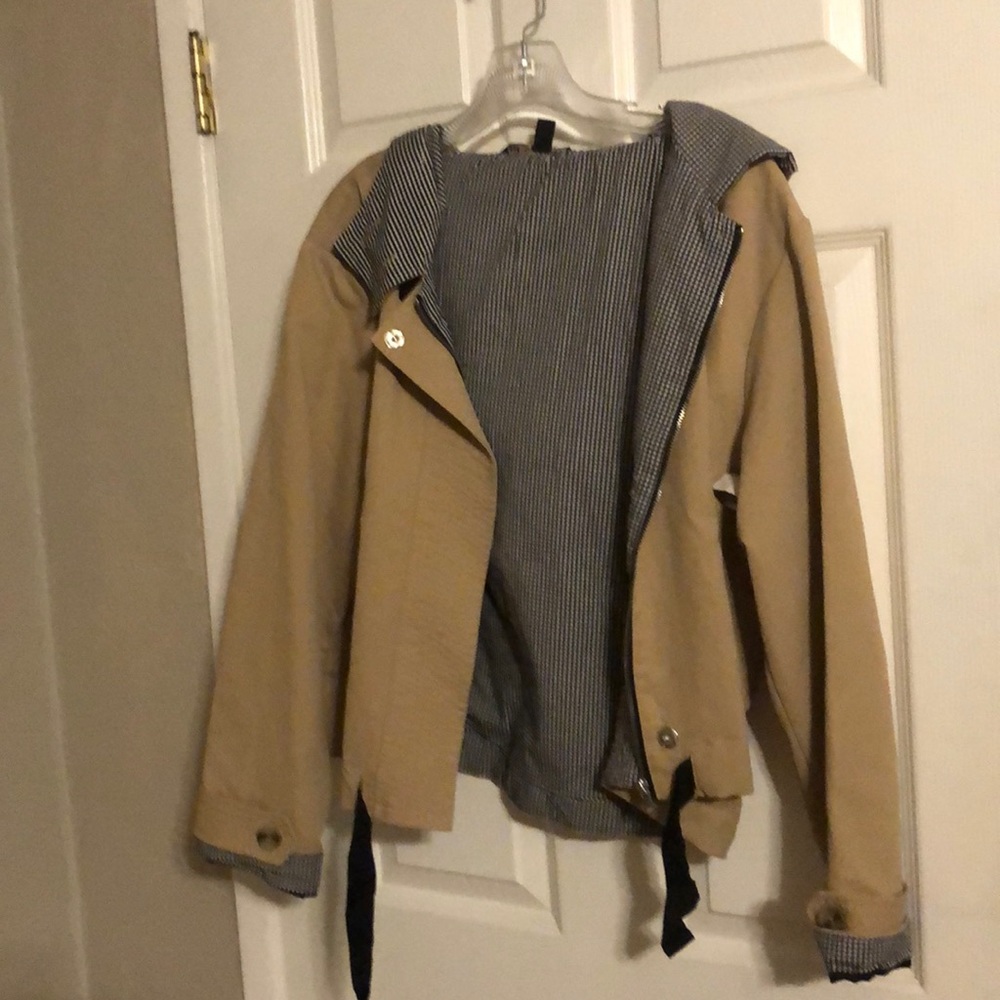 Rain jacket with hood